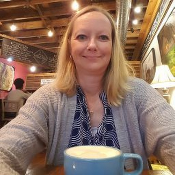 Meet your Posher, Karen - Picture 1 of 1